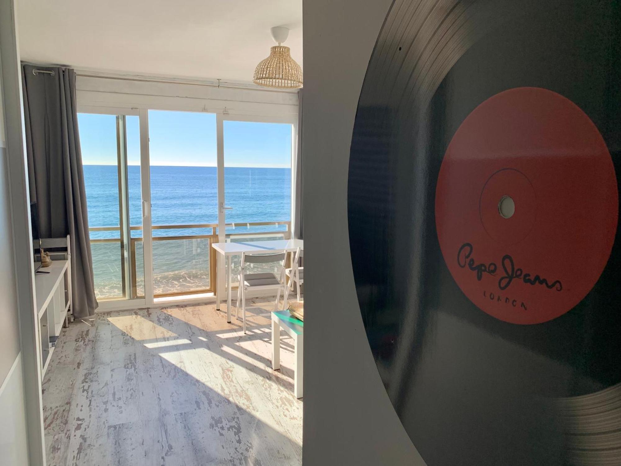 Malibu - “Vive En La Playa” “Live On The Beach” ベナルマデナ エクステリア 写真